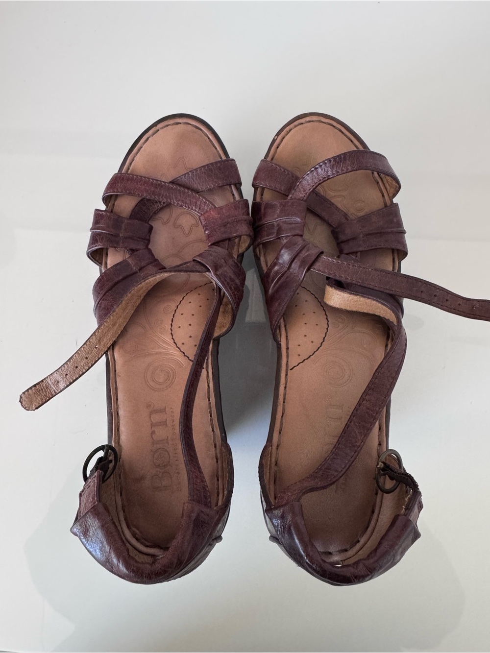 Born Women’s Dark Brown Leather Strappy Sandals - Picture 4 of 5
